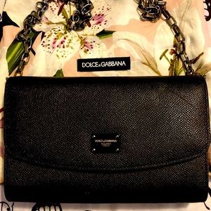 Black D&G chain strap clutch.